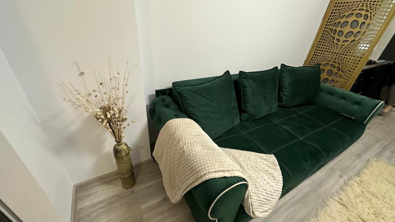 Apartament Lux Bacovia 2 Bacău Exterior photo