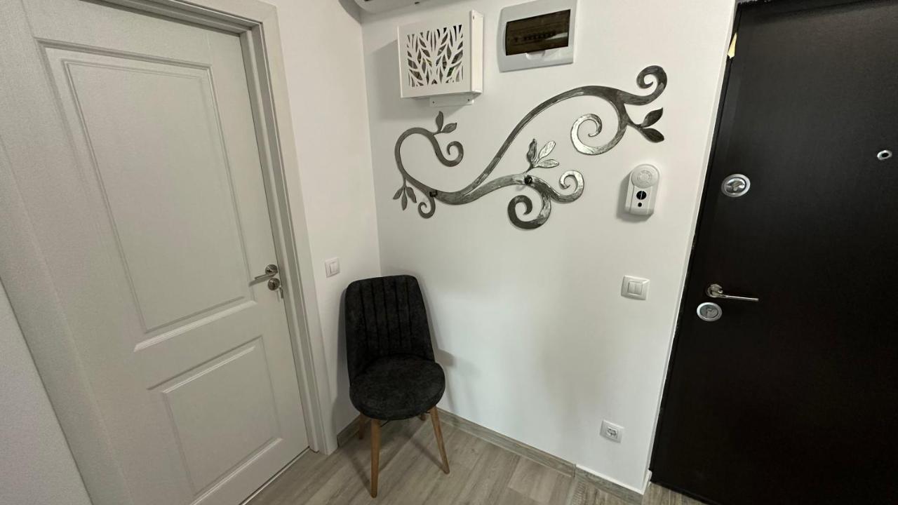 Apartament Lux Bacovia 2 Bacău Exterior photo