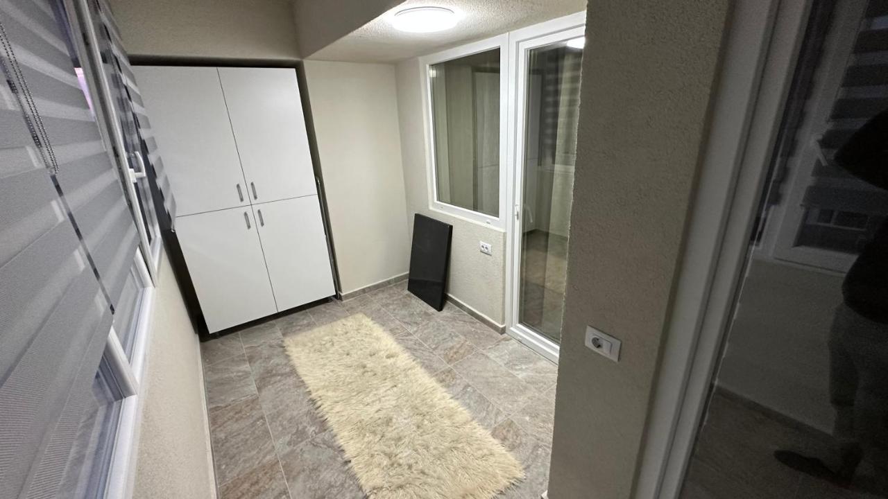 Apartament Lux Bacovia 2 Bacău Exterior photo